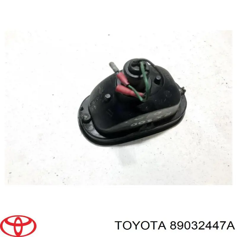 Compre 89032447A Toyota 