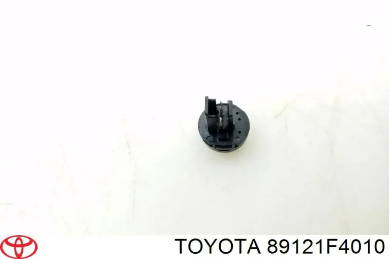 89121F4010 Toyota 