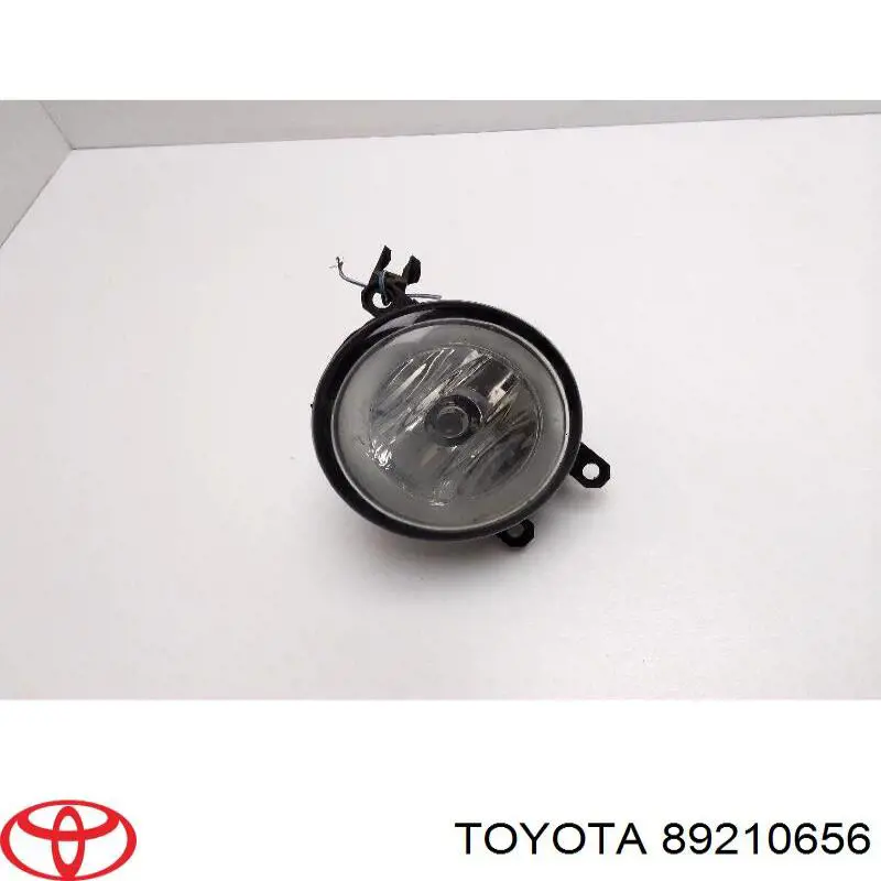 Compre 89210656 Toyota Luzes de nevoeiro direitas