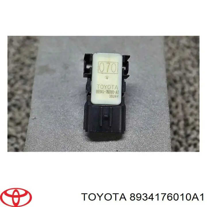 Sensor de sinalização de estacionamento (sensor de estacionamento) dianteiro/traseiro lateral 8934176010D0 Toyota