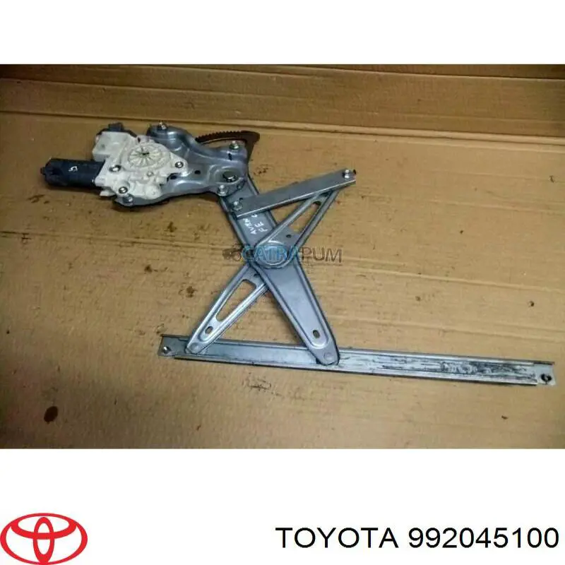 992045100 Toyota Mecanismo de acionamento de vidro da porta traseira direita
