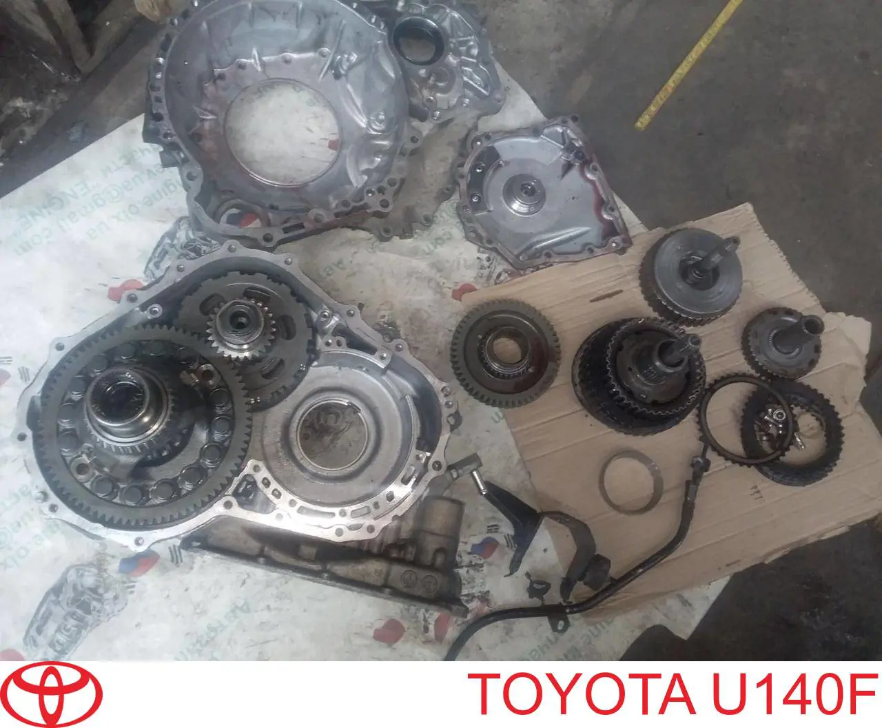 U140F Toyota 