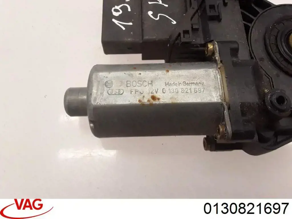 Motor de acionamento de vidro da porta traseira esquerda VAG 0130821697 preço, a partir de 46,05 USD