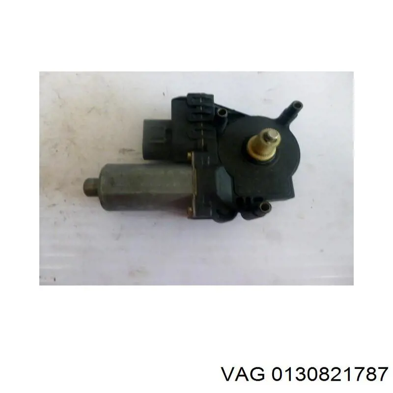 Compre 0130821787 VAG Motor de acionamento de vidro da porta dianteira esquerda