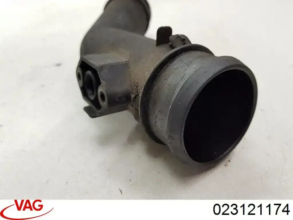 Compre 023121174 VAG Flange do sistema de esfriamento (união em T)