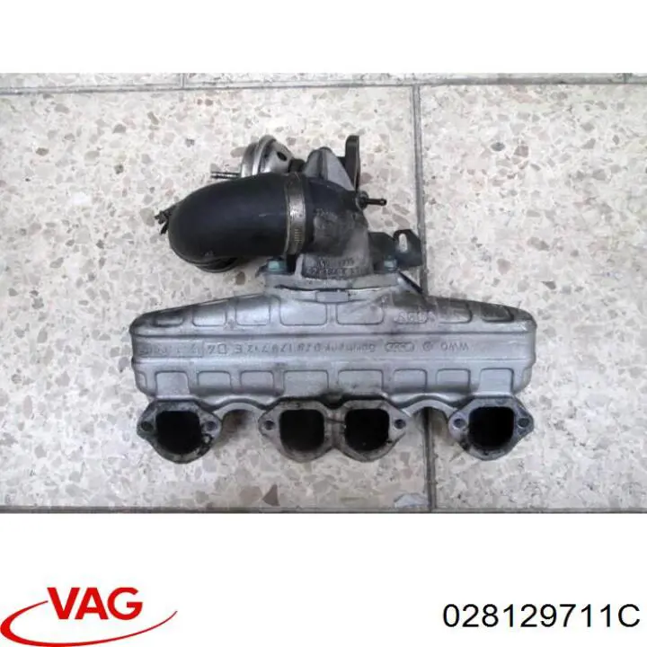 028129711C VAG Tubo coletor de admissão