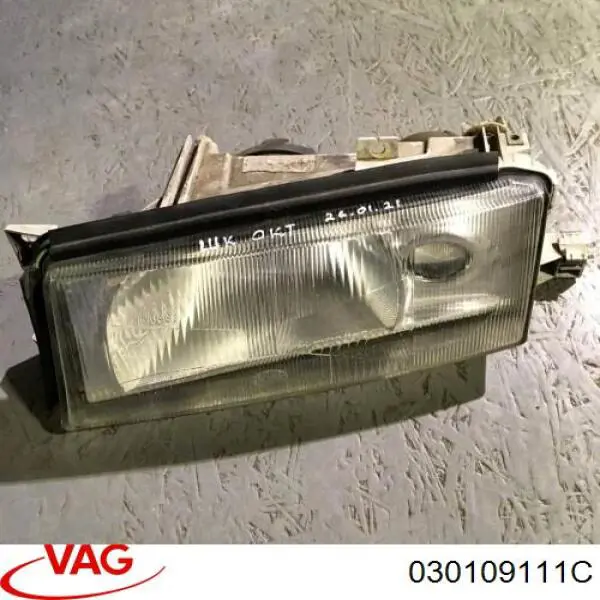 Engrenagem de cadeia da roda dentada da árvore distribuidora de motor VAG 030109111C preço, a partir de 51,08 USD
