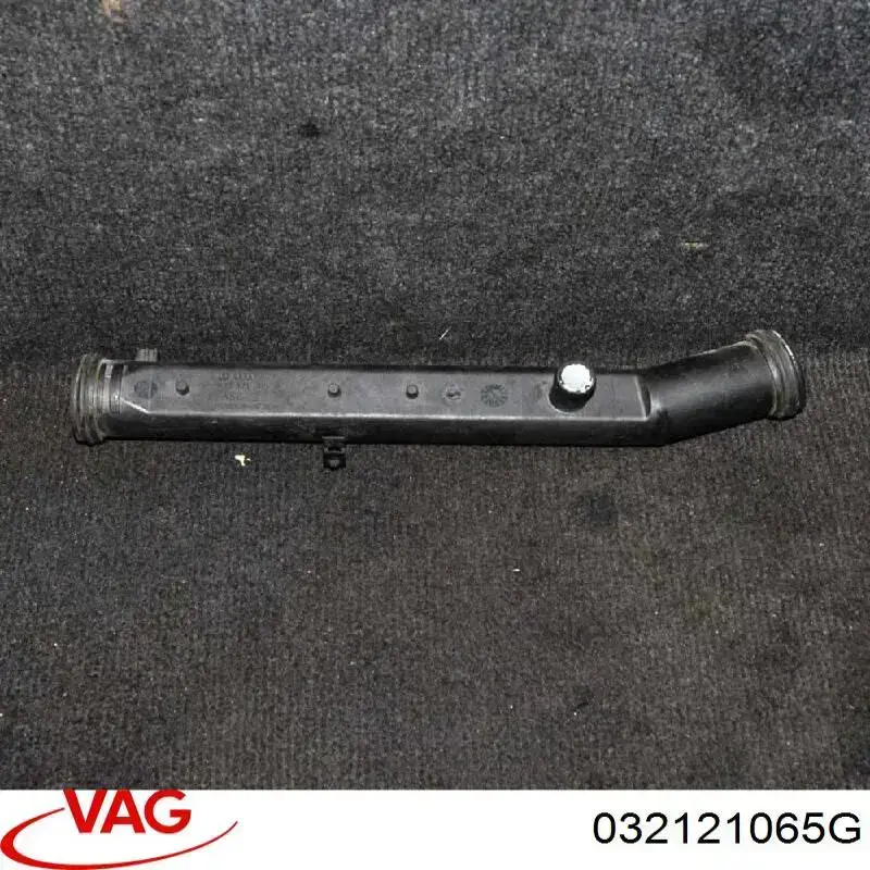 Mangueira (cano derivado) de bomba de água de admissão VAG 032121065G preço, a partir de 19,38 USD
