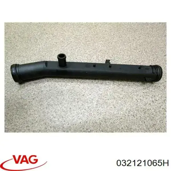 032121065H VAG Mangueira (cano derivado) de bomba de água de admissão