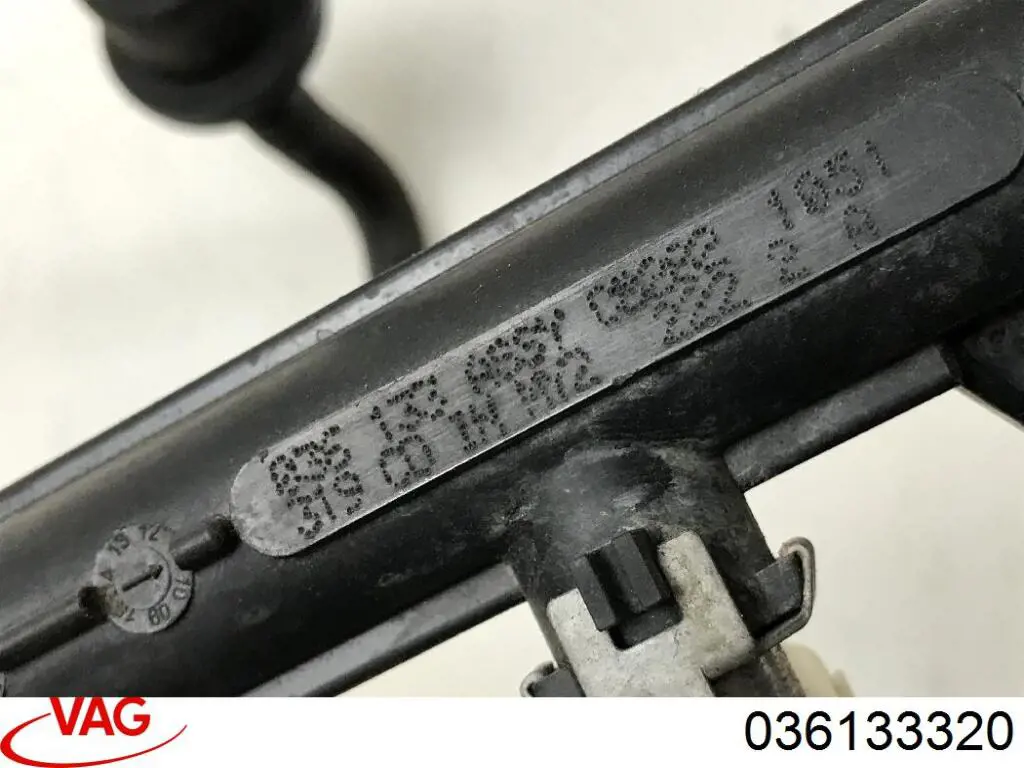 Compre 036133320 VAG Distribuidor de combustível (rampa)
