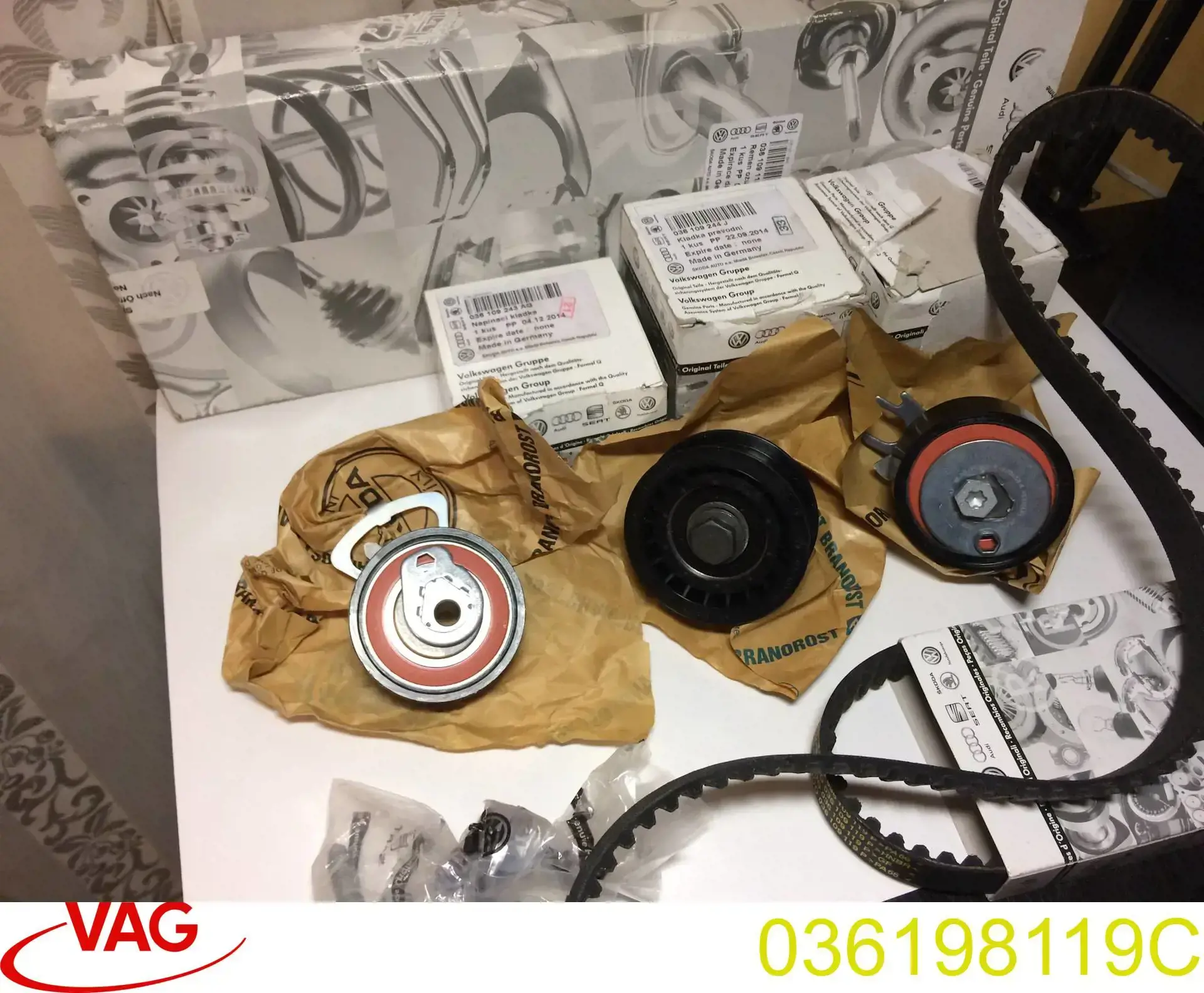 036198119C VAG Correia do mecanismo de distribuição de gás, kit