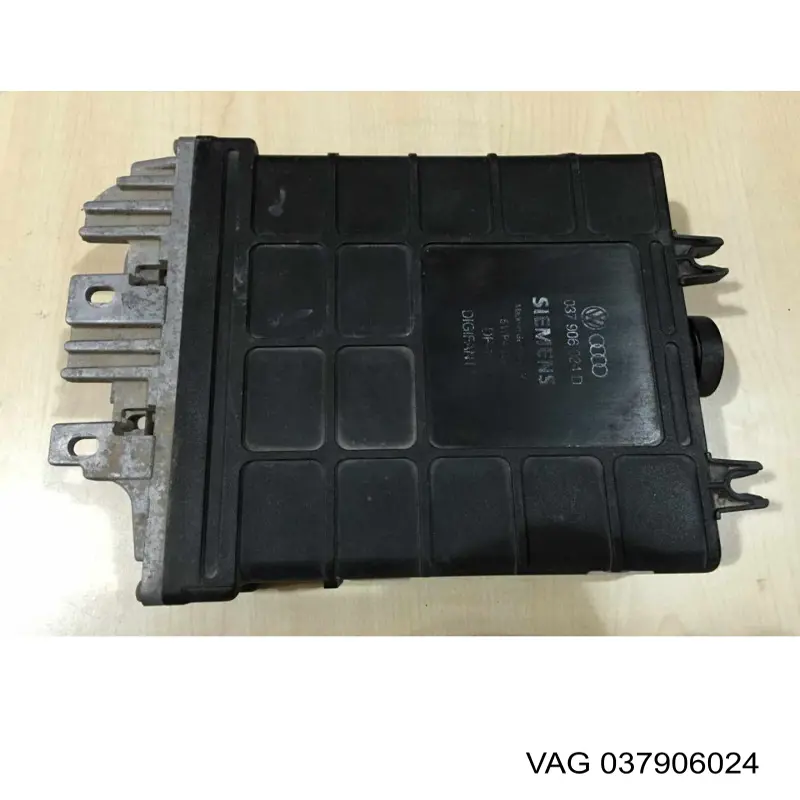 Módulo de direção (Centralina eletrônica) de motor VAG 037997024GX preço, a partir de  USD