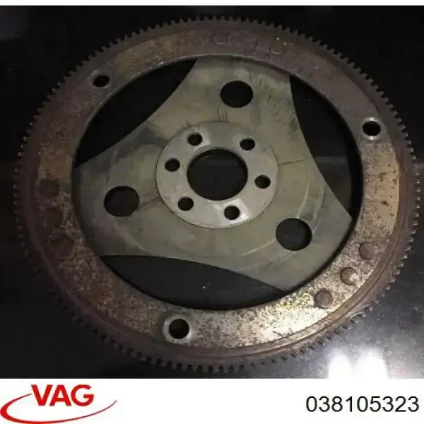 038105323 VAG Volante de motor