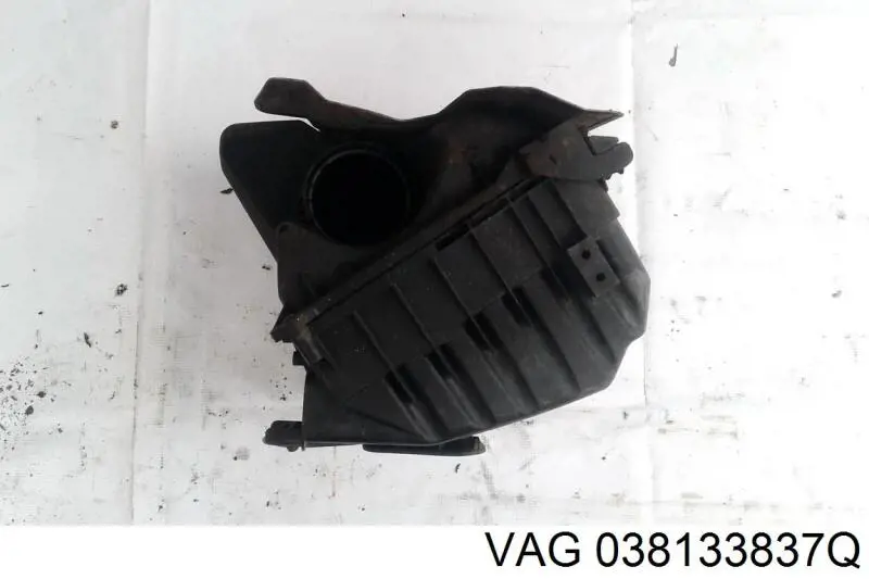 038133837J VAG Caixa de filtro de ar