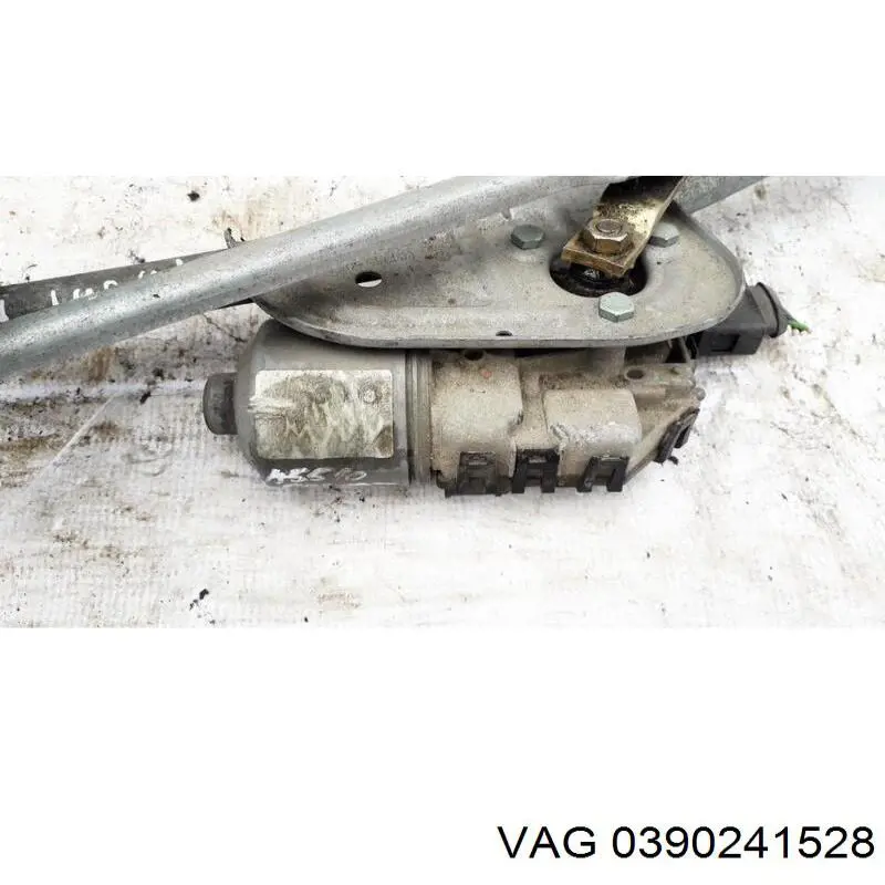 Motor de limpador pára-brisas do pára-brisas VAG 0390241528 preço, a partir de 47,11 USD