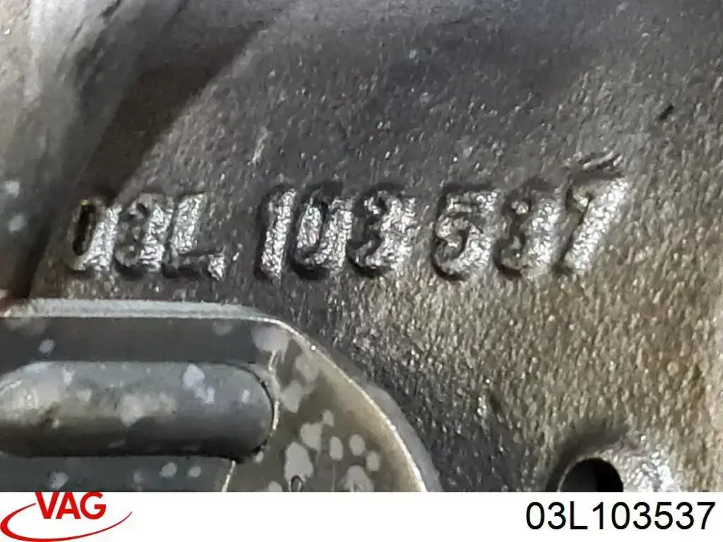 Bomba de óleo 03L103537 VAG