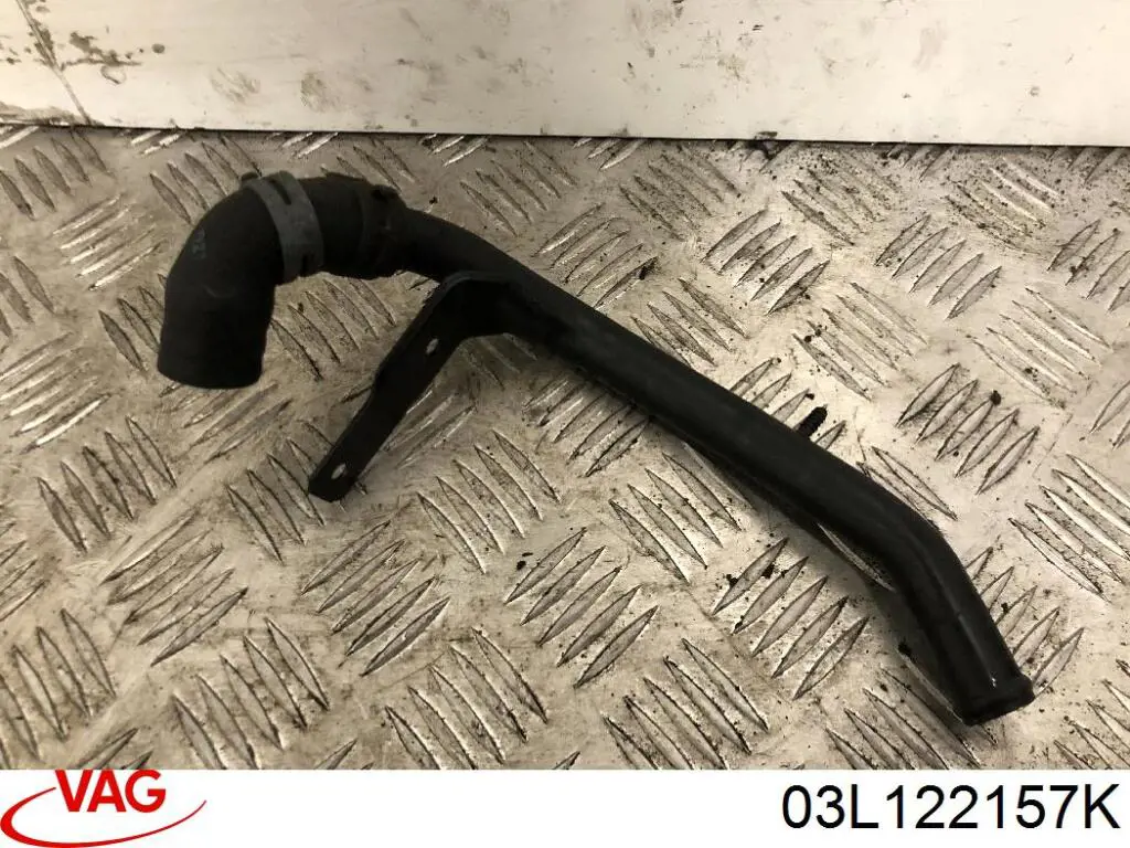 Compre 03L122157K VAG Mangueira (cano derivado) do sistema de esfriamento