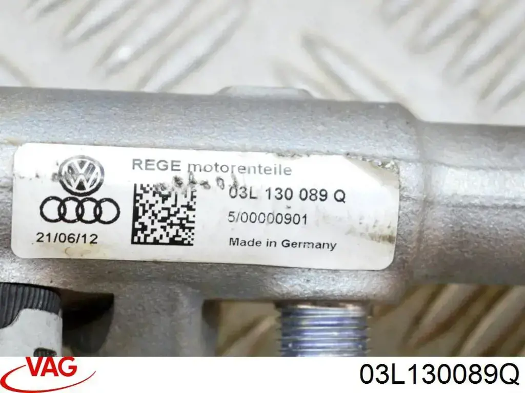 03L130089Q VAG Distribuidor de combustível (rampa)