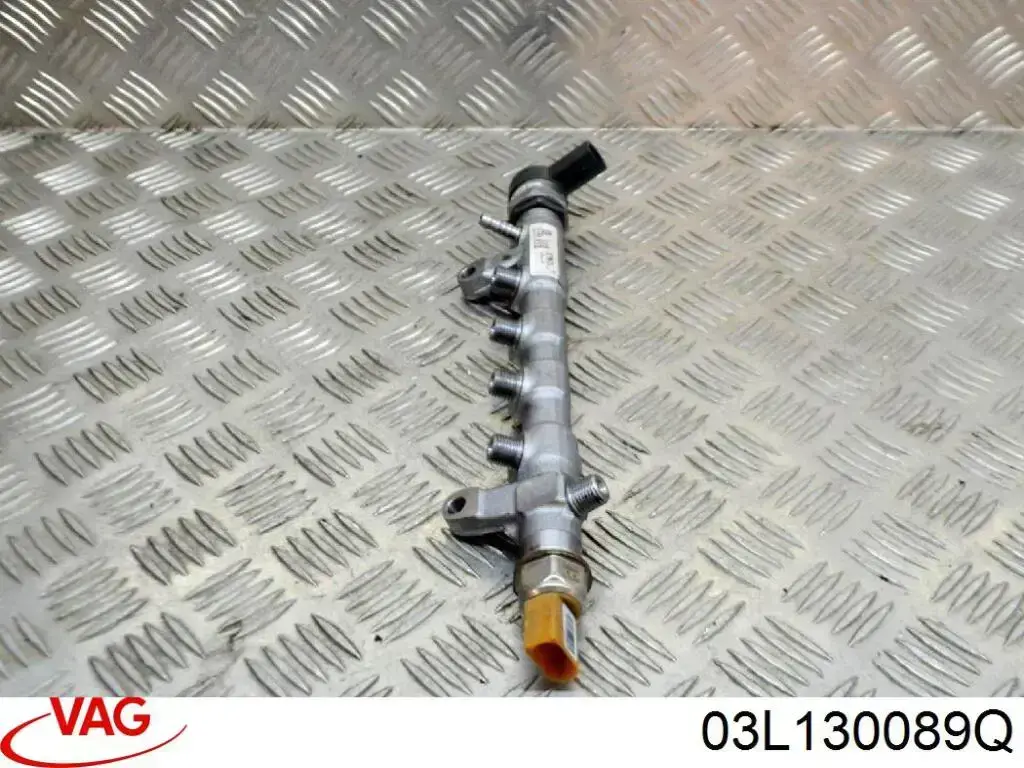 Distribuidor de combustível (rampa) VAG 03L130089Q preço, a partir de 90,61 USD