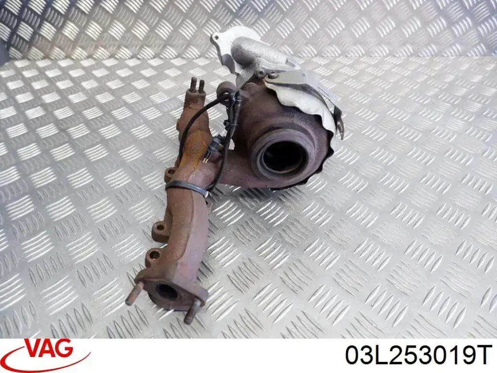 Compre 03L253019T VAG Turbina