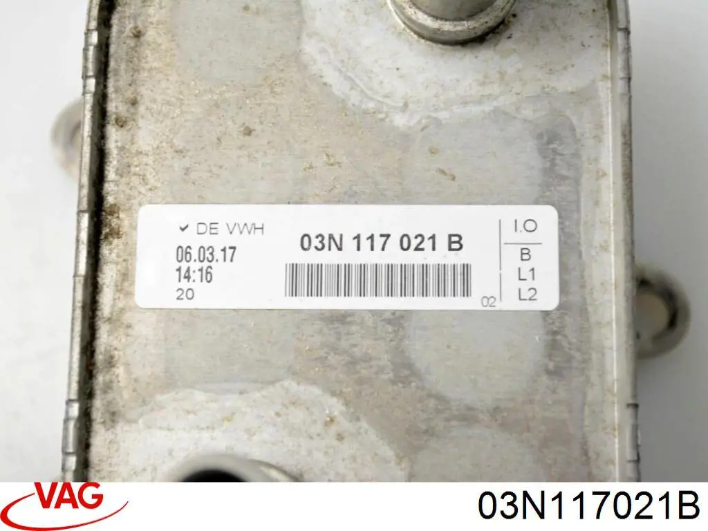 Compre 03N117021B VAG Radiador de óleo