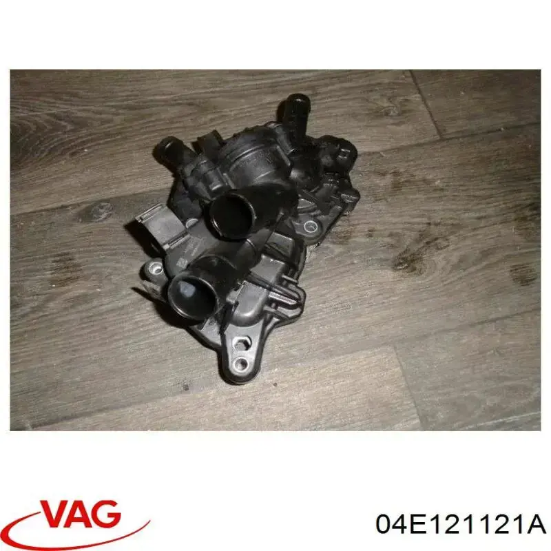 04E121121A VAG Flange do sistema de esfriamento (união em T)
