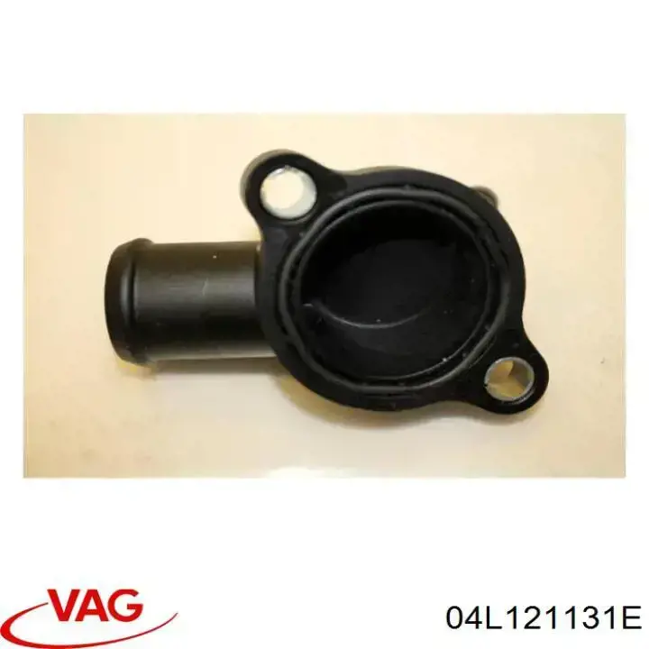 04L121131E VAG Flange do sistema de esfriamento (união em T)