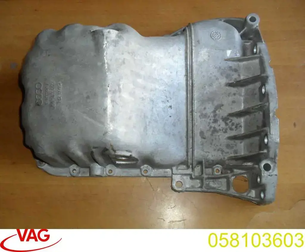 Panela de óleo de cárter do motor VAG 058103603 preço, a partir de 104,87 USD