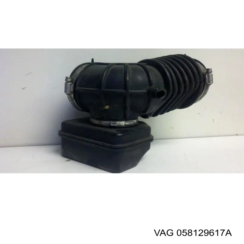 Compre 058129617A VAG Tomada de ar de filtro de ar