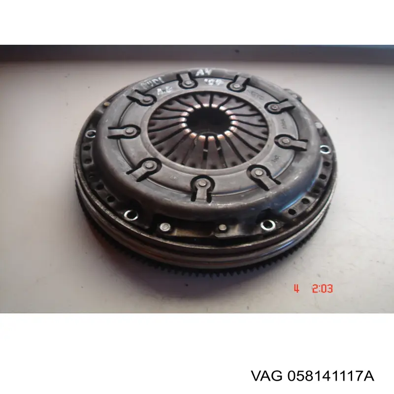 Compre 058141117A VAG Cesta de embraiagem