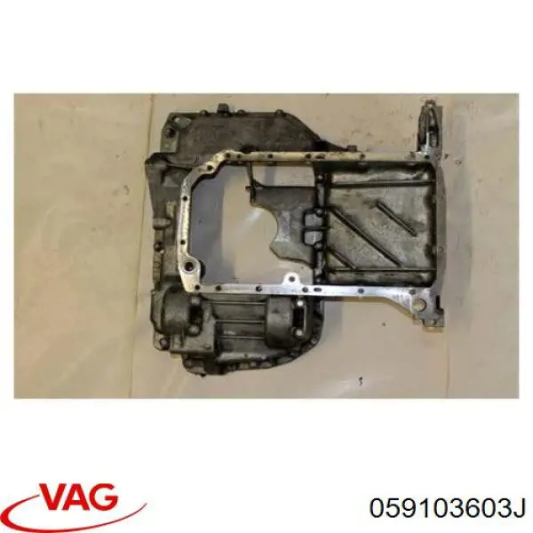 Panela de óleo de cárter do motor, parte superior VAG 059103603J preço, a partir de 129,40 USD