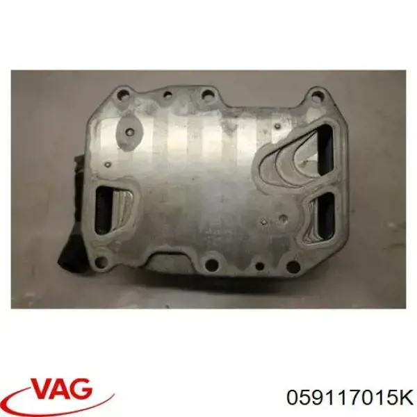 059117015K VAG Radiador de óleo (frigorífico), debaixo de filtro