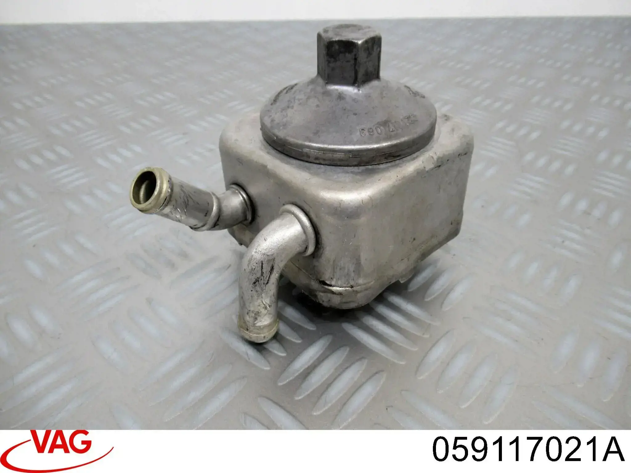 059117021A VAG Radiador de óleo