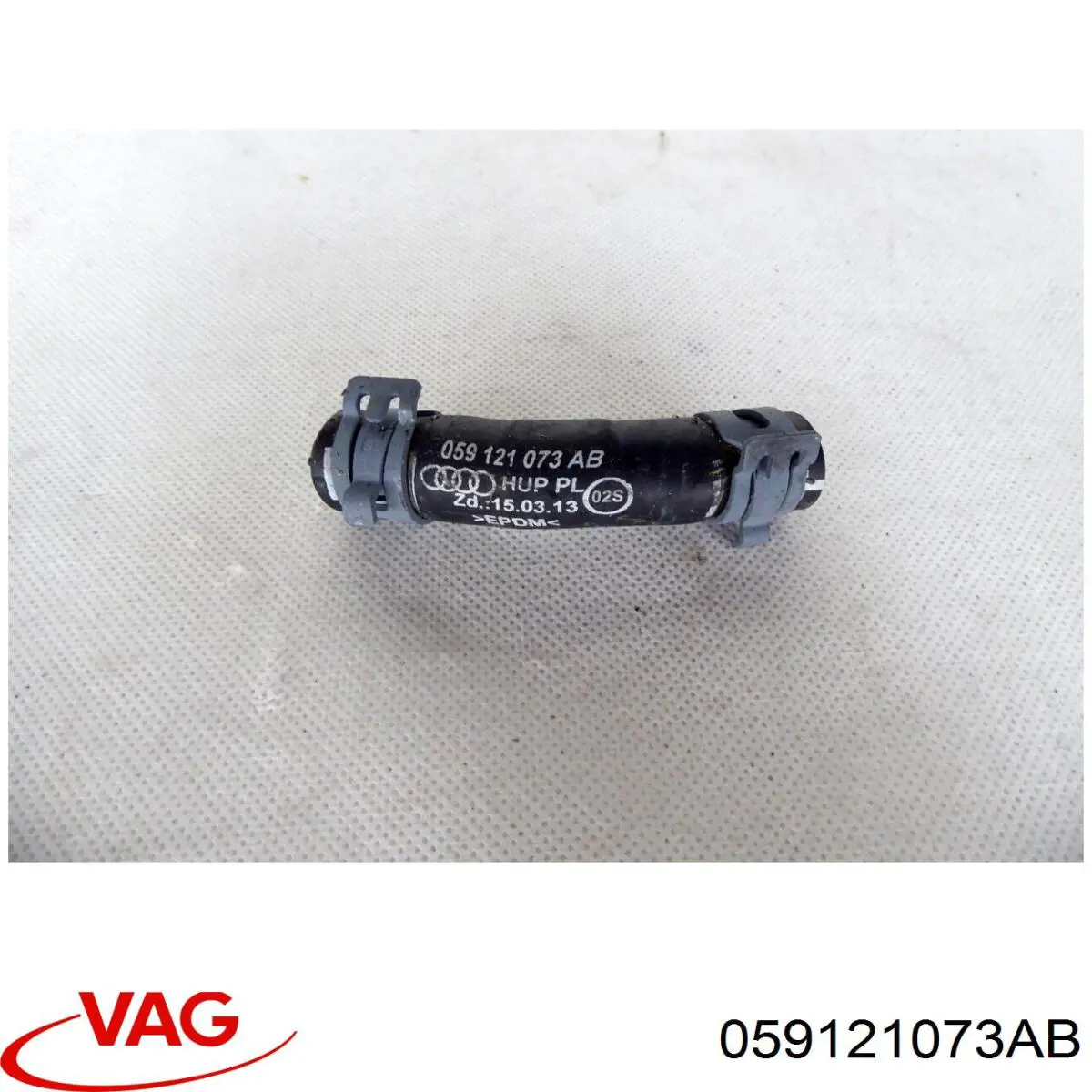 059121073AB VAG Mangueira (cano derivado) do sistema de esfriamento