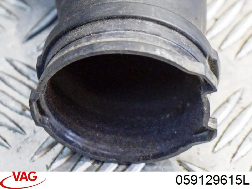 Compre 059129615L VAG Cano derivado de ar, saída de filtro de ar