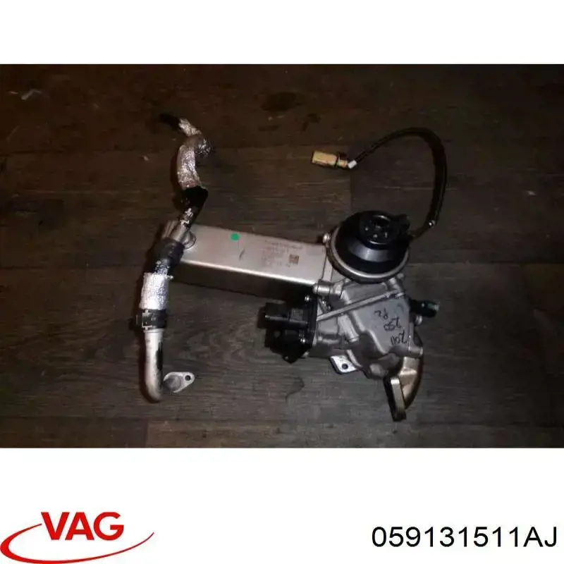 Compre 059131511AJ VAG Radiador do sistema EGR de recirculação dos gases de escape