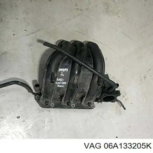 06A133205K VAG Tubo coletor de admissão superior