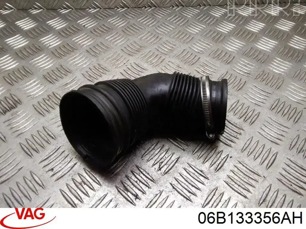 Compre 06B133356K VAG Cano derivado de ar, entrada na turbina (supercompressão)