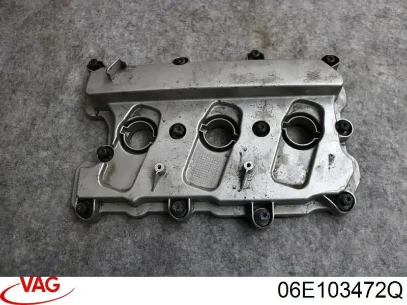 Tampa de válvulas direita VAG 06E103472Q preço, a partir de 97,46 USD