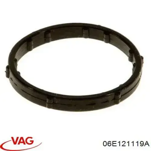 Vedante do flange (da união em T) do sistema de esfriamento VAG 06E121119A preço, a partir de 3,83 USD
