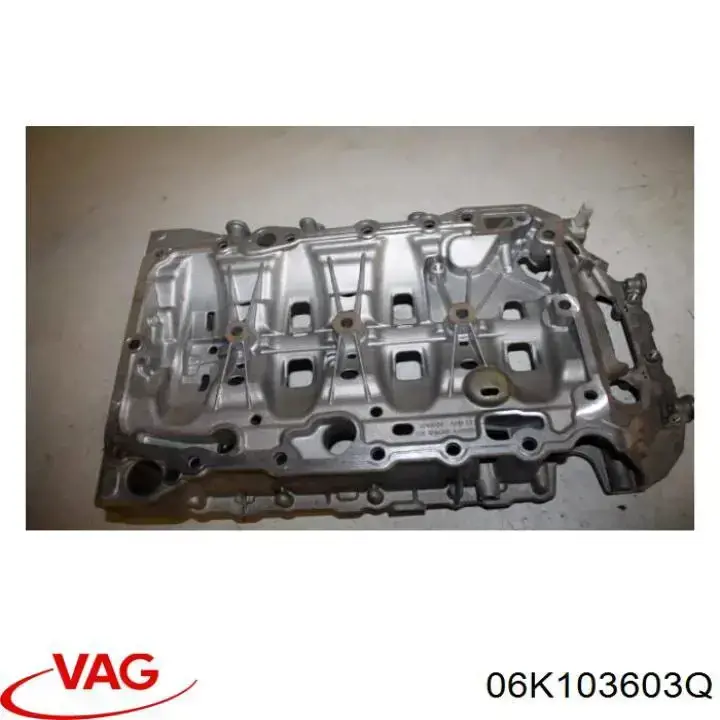 06K103603Q VAG Panela de óleo de cárter do motor, parte superior