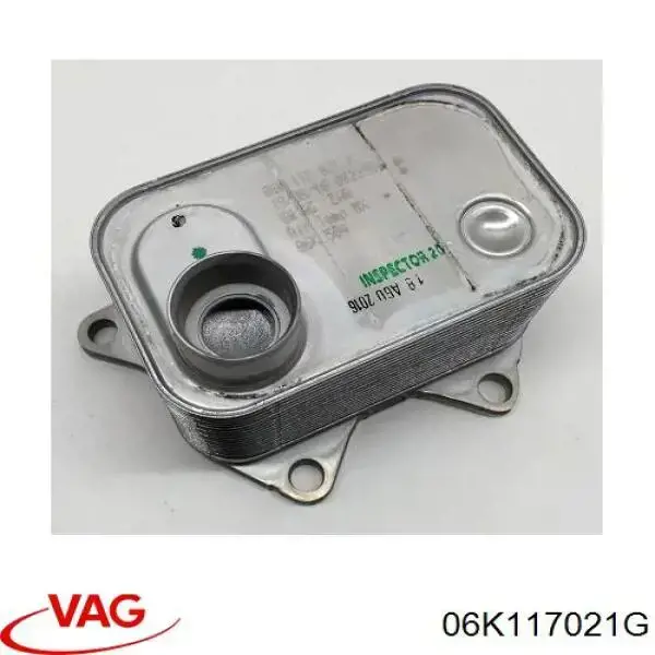 Compre 06K117021G VAG Radiador de óleo (frigorífico), debaixo de filtro