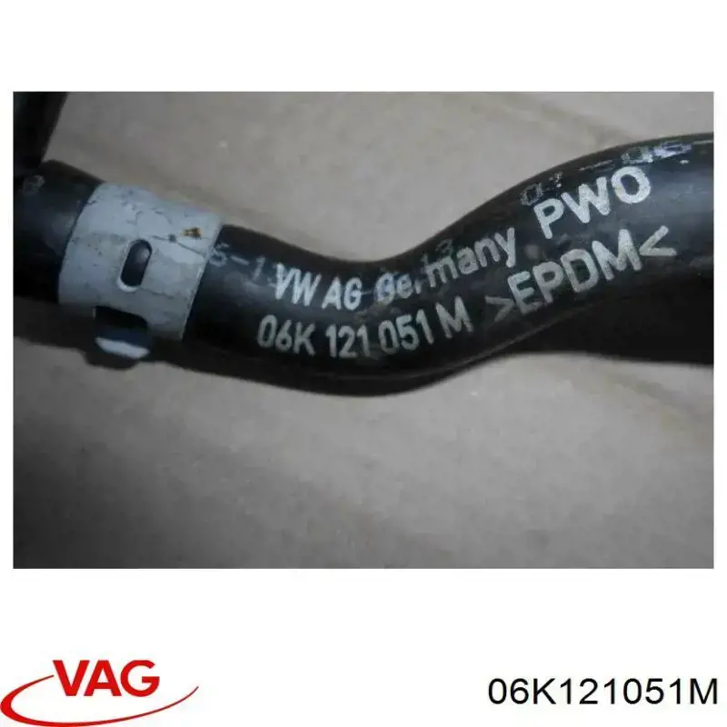 06K121051M VAG Mangueira (cano derivado) do sistema de esfriamento