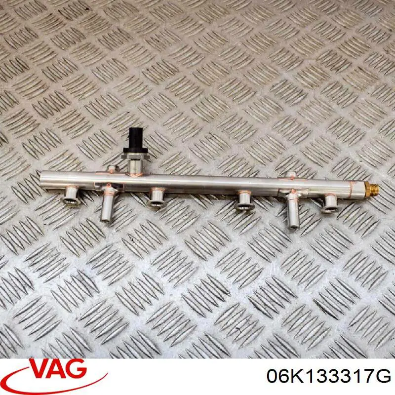 06K133317G VAG Distribuidor de combustível (rampa)