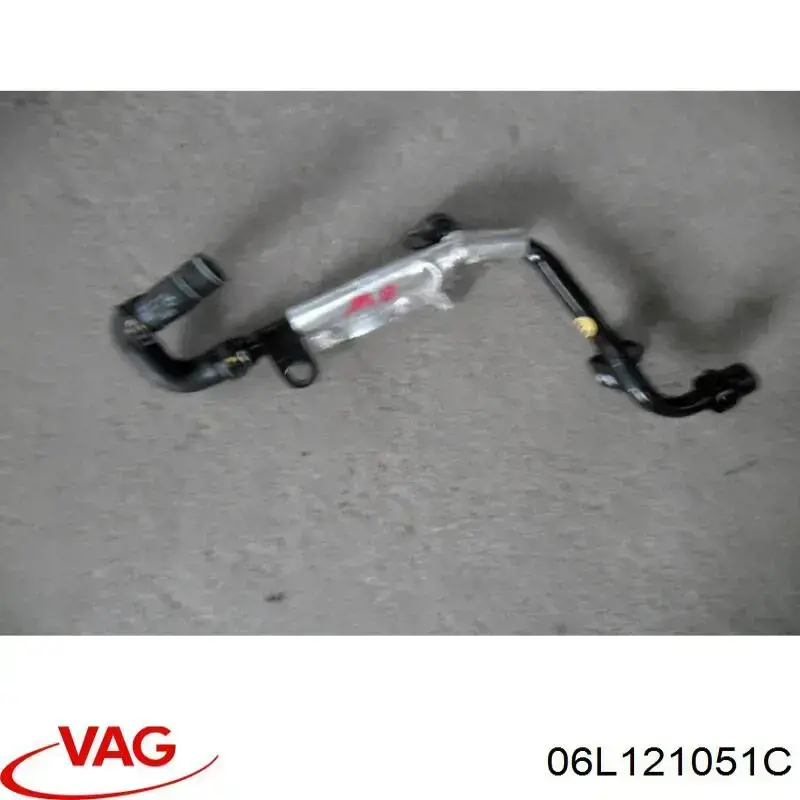 06L121051C VAG Mangueira (cano derivado) do sistema de esfriamento