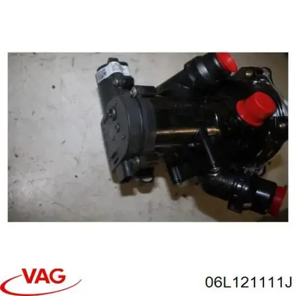 06L121111J VAG Bomba de água (bomba) de esfriamento, montada com caixa