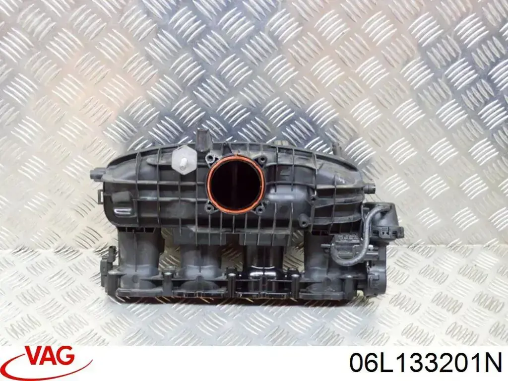 06L133201N VAG Tubo coletor de admissão