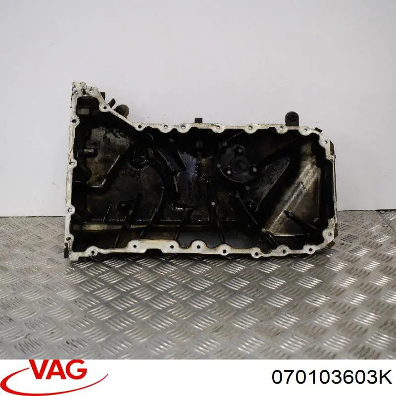 070103603K VAG Panela de óleo de cárter do motor