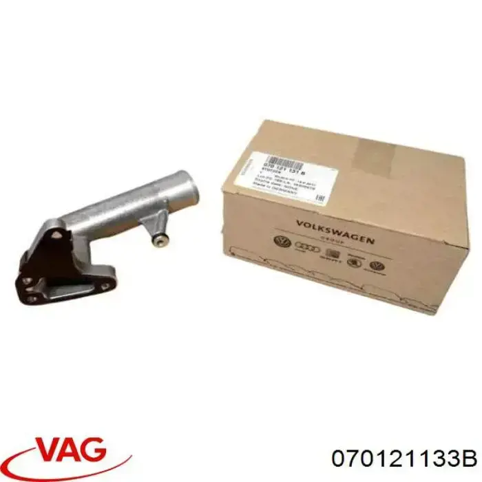 Flange do sistema de esfriamento (união em T) VAG 070121133B preço, a partir de 84,44 USD