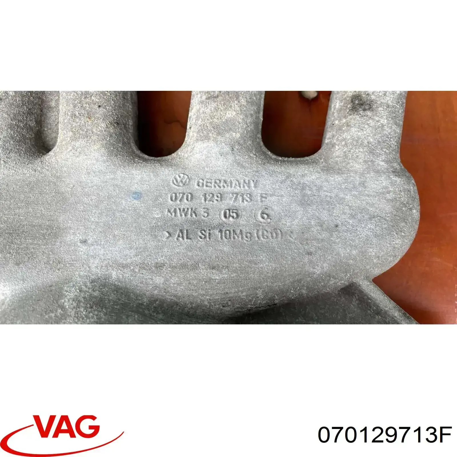 Tubo coletor de admissão VAG 070129713F preço, a partir de 93,80 USD